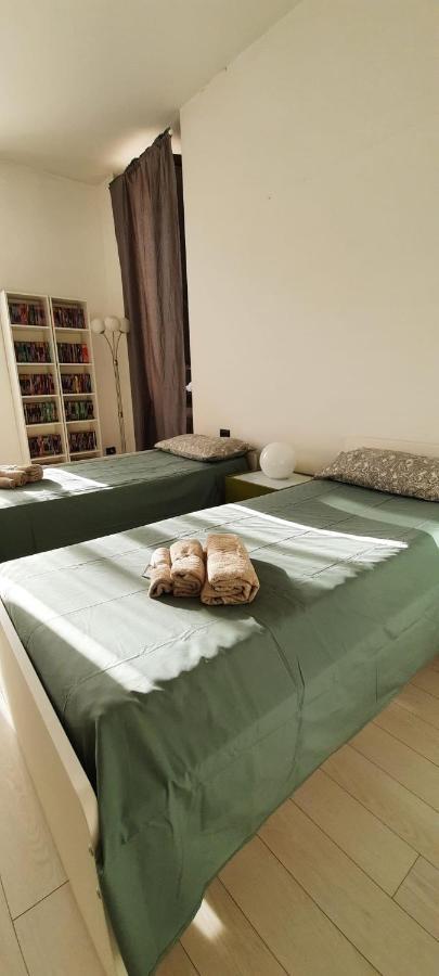 Intero Appartamento Lgbtq+ Zona Loreto Mailand Exterior foto