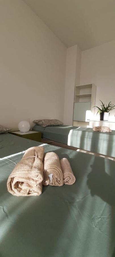 Intero Appartamento Lgbtq+ Zona Loreto Mailand Exterior foto